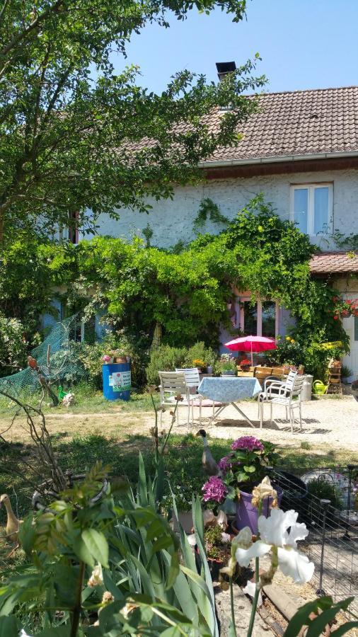 Basse-Cour De Montin Au 256 Chemin De La Rocaille A 38510 Vezeronce Curtin Bed & Breakfast Morestel Luaran gambar