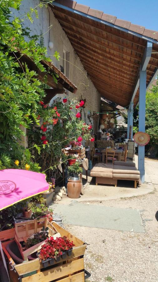 Basse-Cour De Montin Au 256 Chemin De La Rocaille A 38510 Vezeronce Curtin Bed & Breakfast Morestel Luaran gambar
