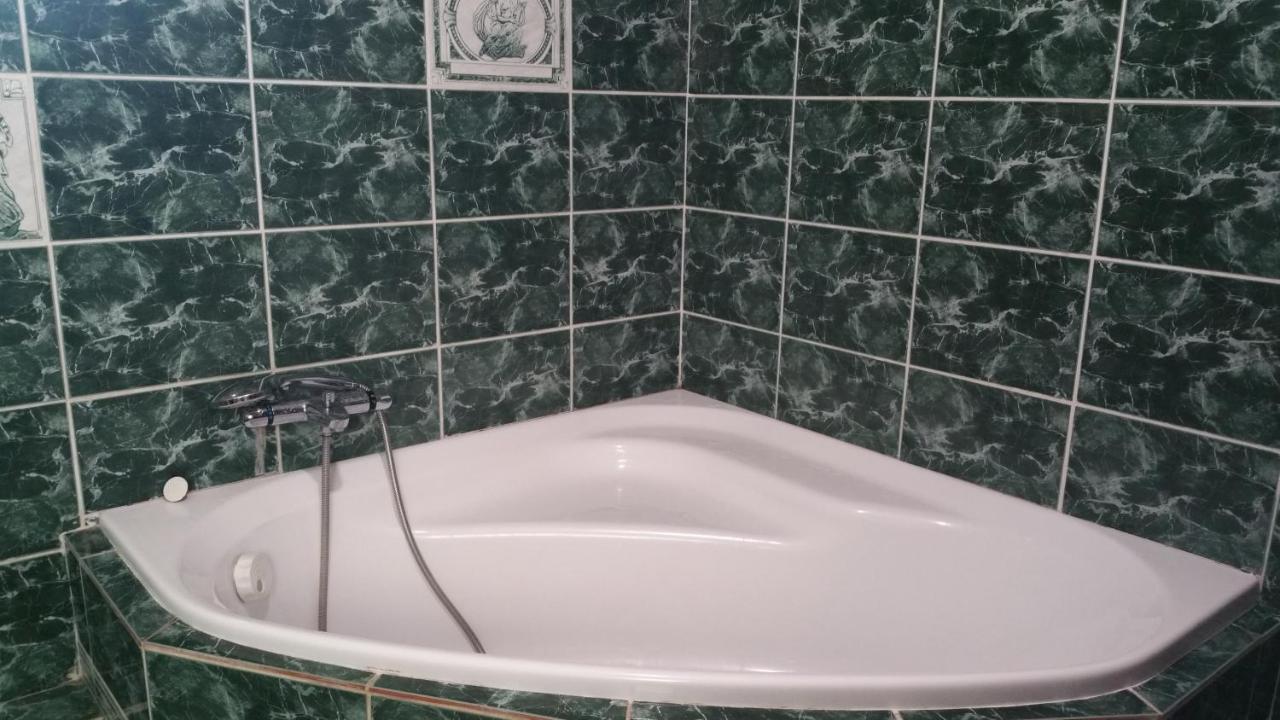 Basse-Cour De Montin Au 256 Chemin De La Rocaille A 38510 Vezeronce Curtin Bed & Breakfast Morestel Luaran gambar