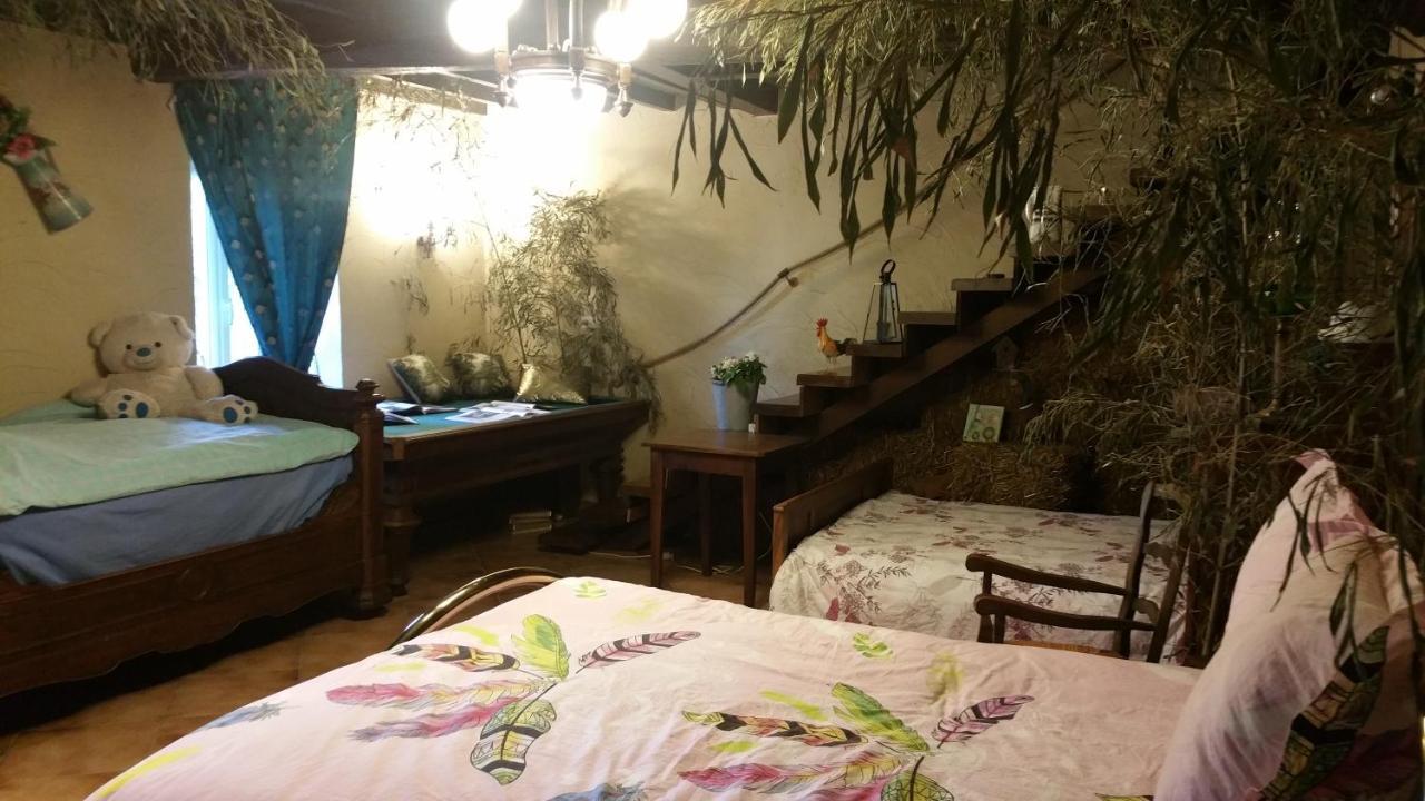 Basse-Cour De Montin Au 256 Chemin De La Rocaille A 38510 Vezeronce Curtin Bed & Breakfast Morestel Luaran gambar